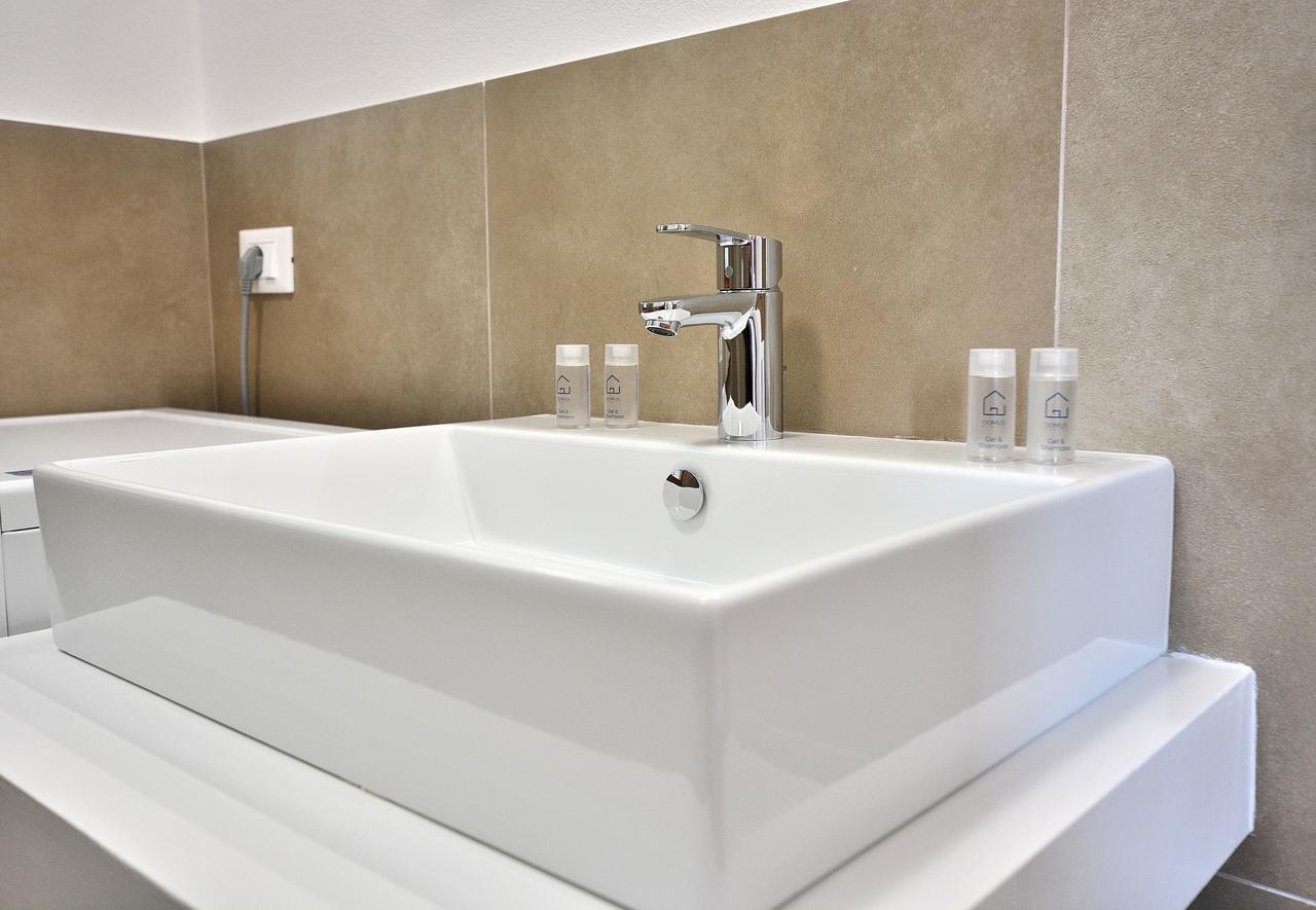 Residenza Candor With Pool 말세진느 외부 사진